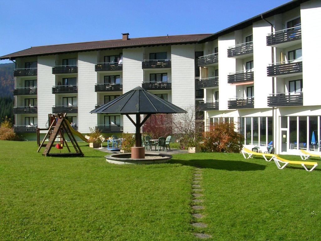 Familienhotel Kleinwalsertal Riezlern Exterior foto