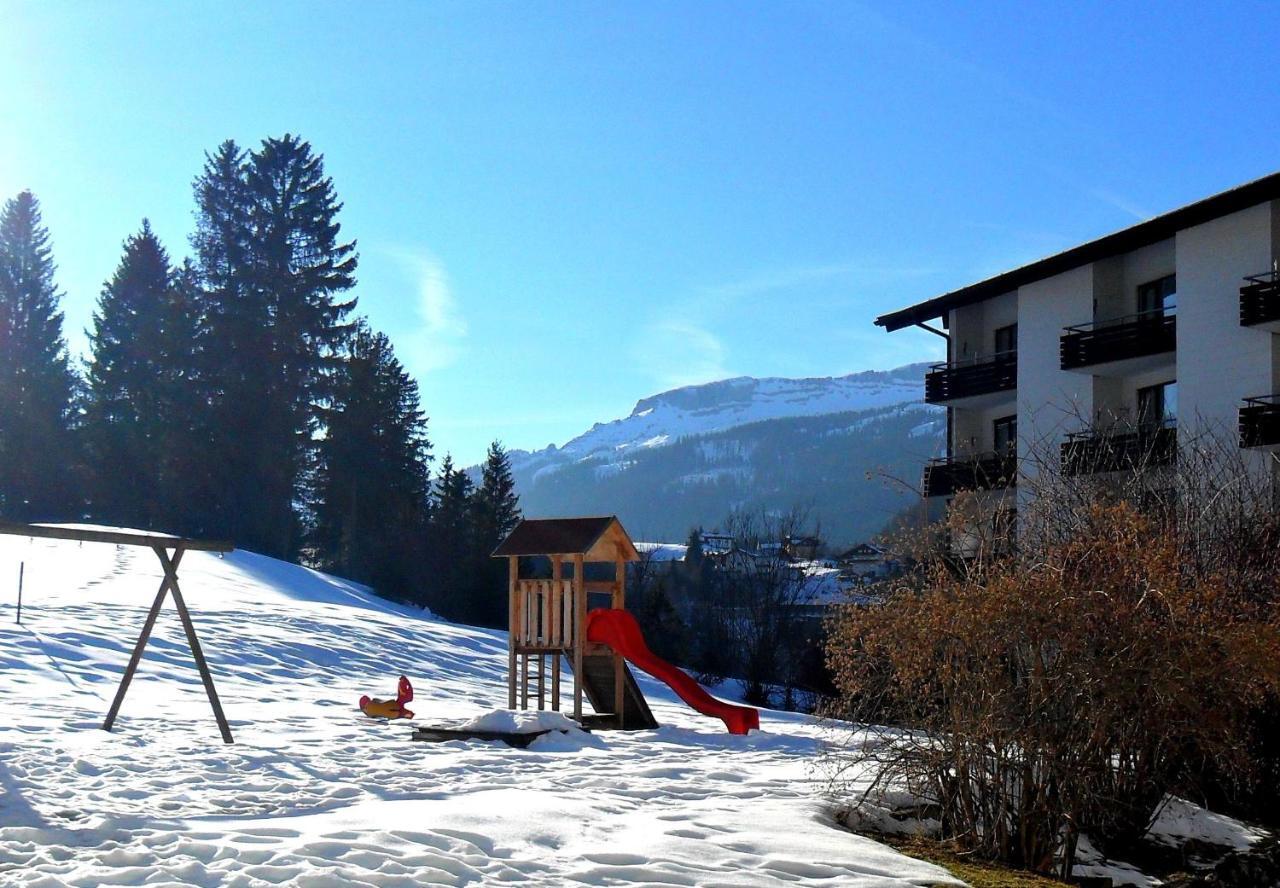 Familienhotel Kleinwalsertal Riezlern Exterior foto